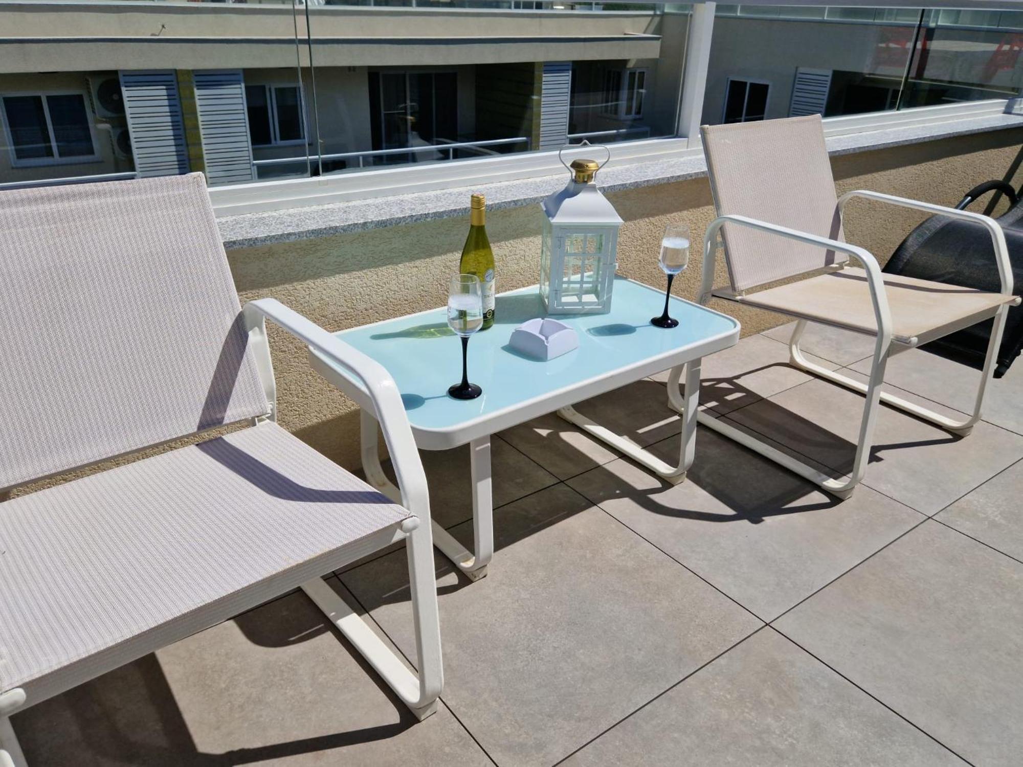 Sea View New Penthouse Terrace & Garage Parking Apartman San Pawl il-Baħar Kültér fotó