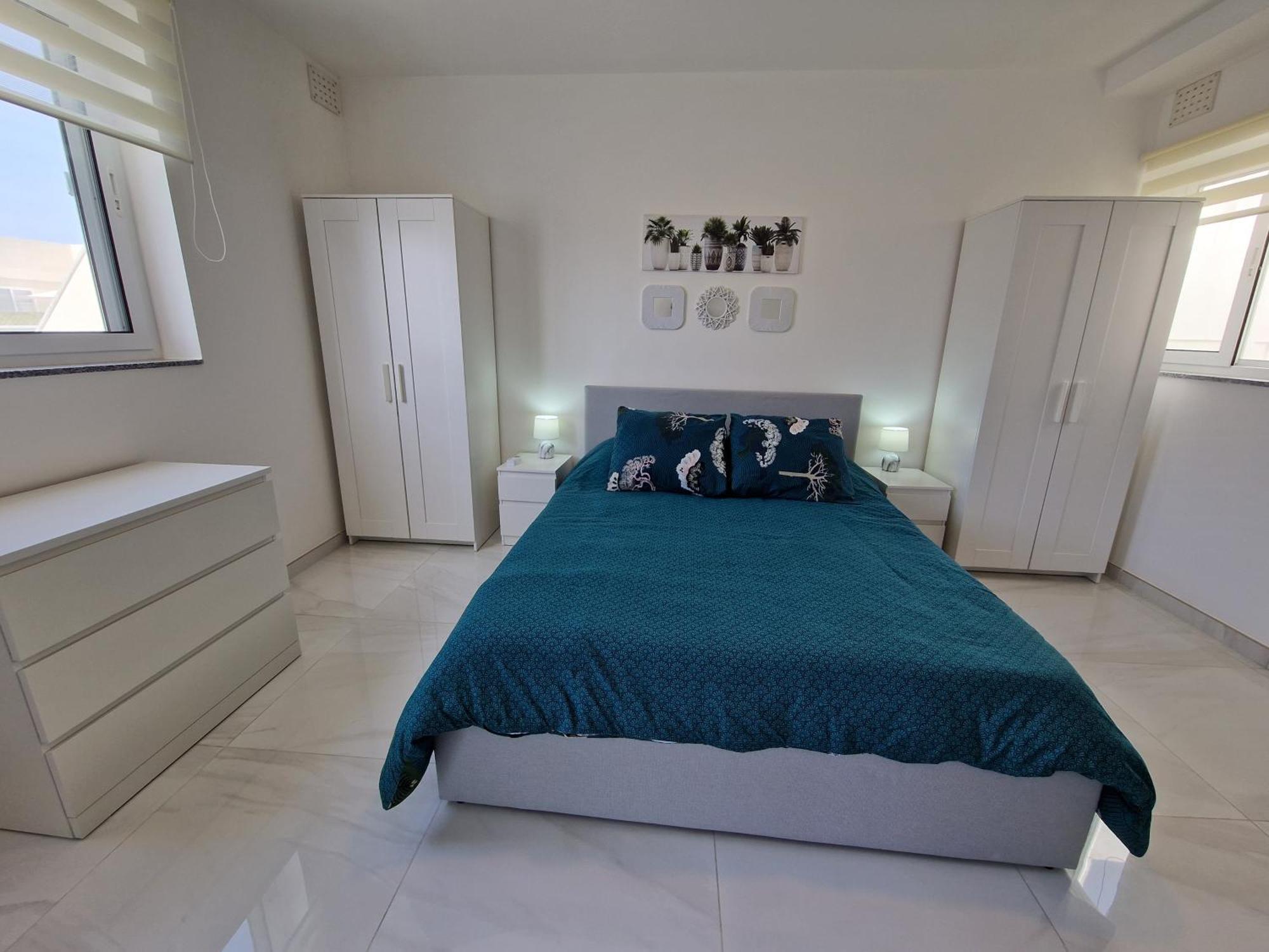 Sea View New Penthouse Terrace & Garage Parking Apartman San Pawl il-Baħar Kültér fotó