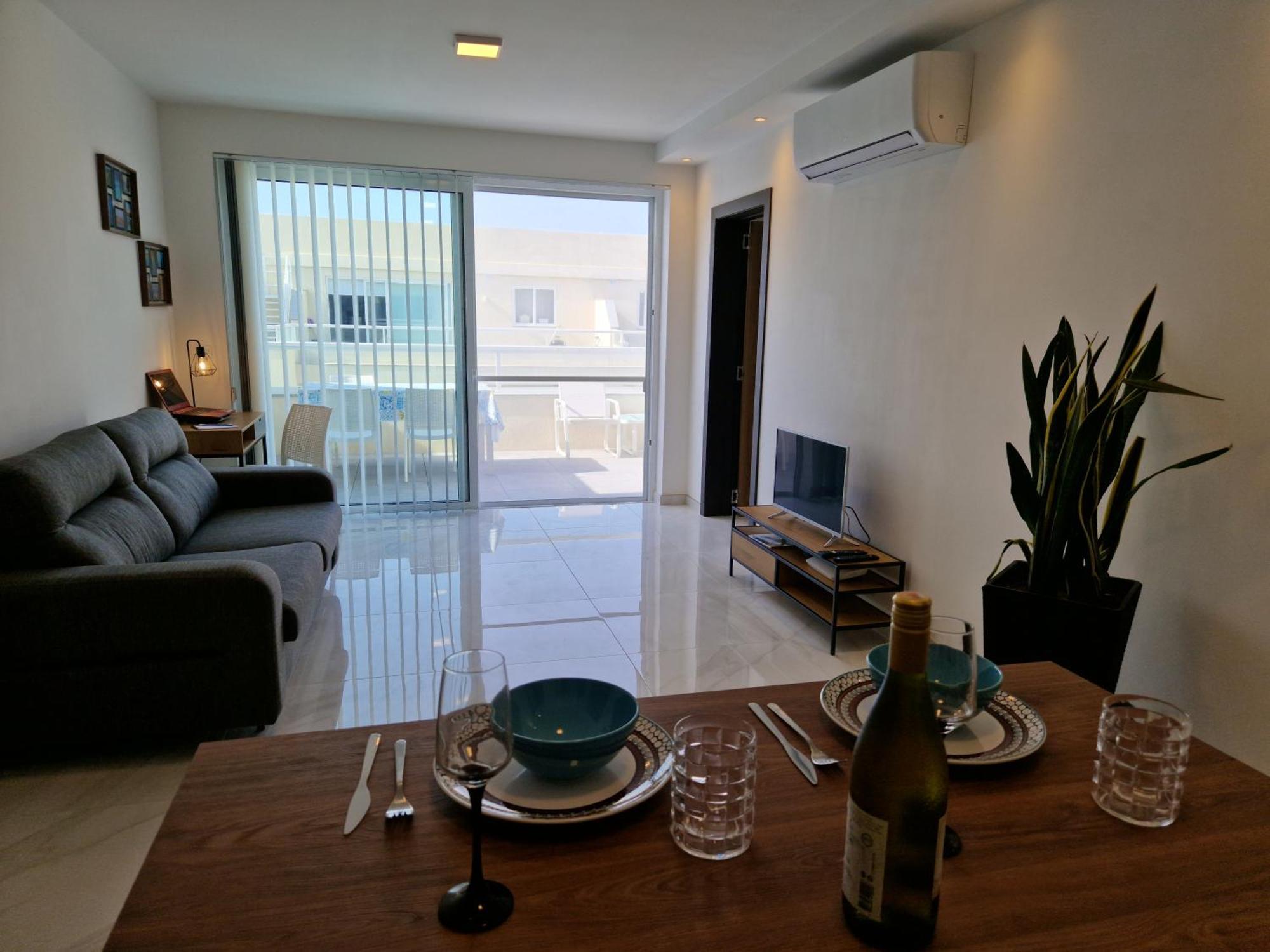 Sea View New Penthouse Terrace & Garage Parking Apartman San Pawl il-Baħar Kültér fotó
