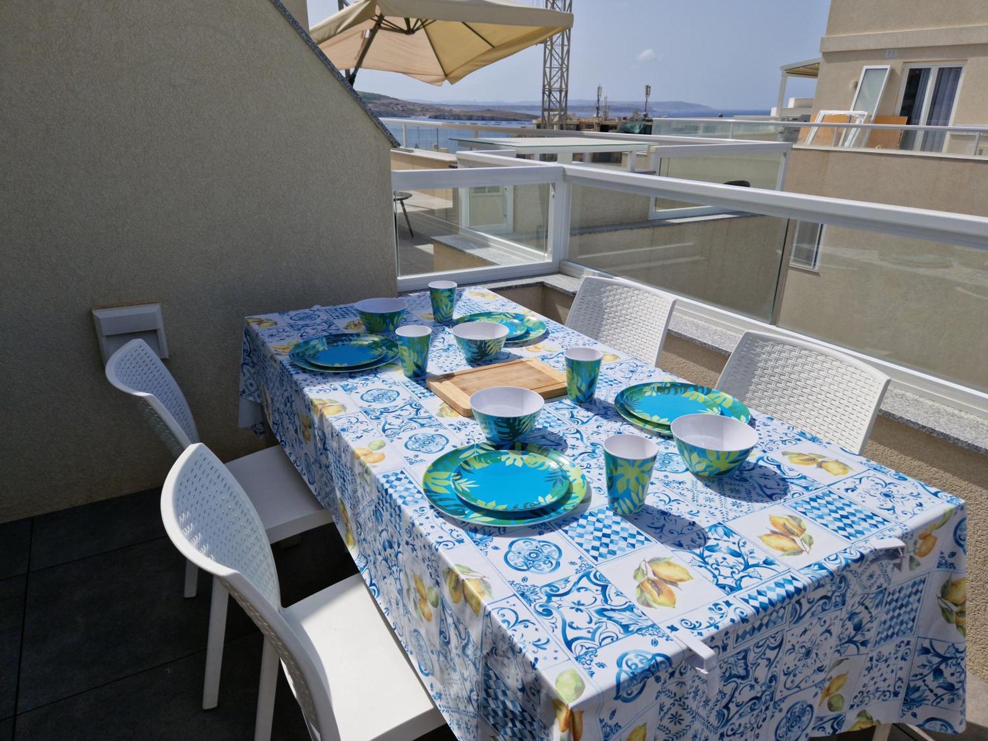Sea View New Penthouse Terrace & Garage Parking Apartman San Pawl il-Baħar Kültér fotó